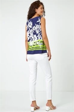 Outlet Modi Qube Store 4 Blue Paisley Contrast Border Print Top