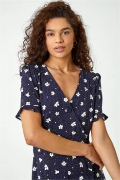 Blue Curve Floral Print Tiered Midi Dress 13 Blue Curve Floral Print Tiered Midi Dress -Outlet Modi Qube Store c96a6071 afe0 4c54 8617 fdc62565ddef