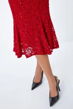 Red Leaf Lace Sequin Midi Dress -Outlet Modi Qube Store cb664c75 35ee 4049 9c3a 5eecc2b24786