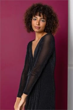 Silver Sequin Keyhole Neck Top -Outlet Modi Qube Store ce5098f0 7f0b 4204 802a 68fb13c2bcfb