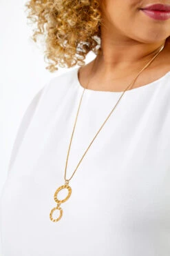 Ivory Curve Chiffon Overlay Top With Necklace -Outlet Modi Qube Store d4294f3c 12a4 4dd6 8785 b42f18931351