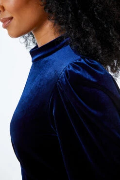 Midnight Blue Petite Keyhole Stretch Velvet Dress -Outlet Modi Qube Store d9ba61c7 a0f5 4c55 8bea 2eb30dbda066