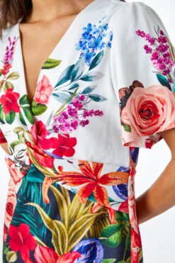 Black Floral Print Twist Premium Stretch Dress -Outlet Modi Qube Store dd90b44c 687a 4cf0 a452 146c44fb7e68