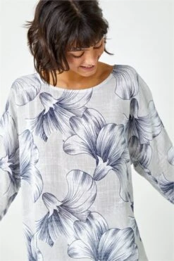 Ivory Spot Print Oversized Cotton Tee -Outlet Modi Qube Store dfe6fea9 fc11 4643 b4ee db1bc50e6586