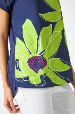 Lime Contrast Floral Print T Shirt -Outlet Modi Qube Store e45f31b6 20c9 43ae 8b3a bccb40cdba7c
