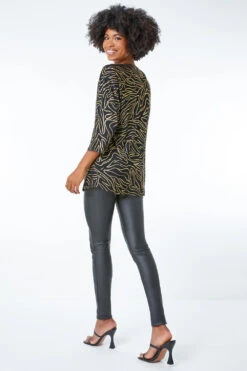 Black Metallic Print Tunic Top -Outlet Modi Qube Store e761337e 4c0f 46e8 b04f 9fbaccf6927e