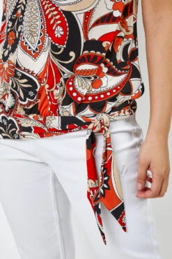 Rust Petite Paisley Print Necklace Detail Top -Outlet Modi Qube Store ec25ad11 b3b0 49a9 8962 bf178270e559