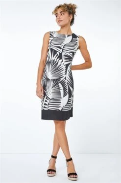 Orange Petite Tribal Border Print Shift Dress -Outlet Modi Qube Store eeadb5d8 9f31 425f 9bfa 0081ffa52831