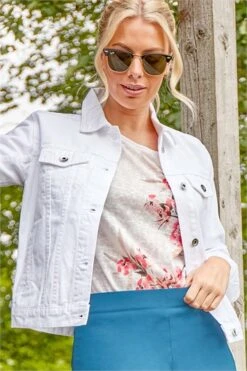 Sleeveless Frill Detail Floral Blouse -Outlet Modi Qube Store fed1033f 23ef 40e8 8e48 d1998fd61735